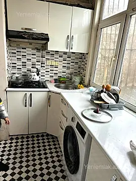 Satılır 3 otaqlı köhnə tikili 52 m²