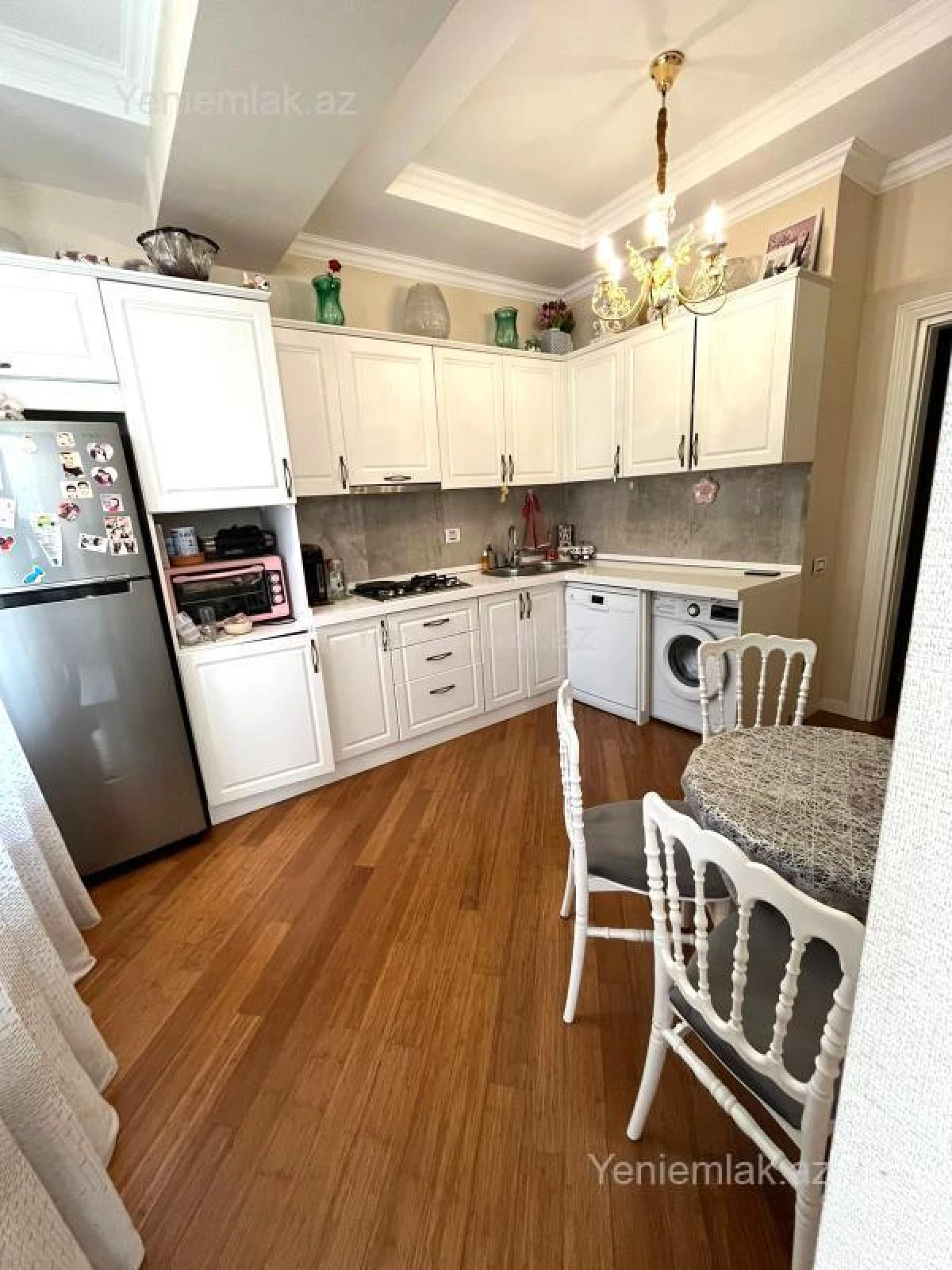 Satılır 3 otaqlı yeni tikili 110 m²