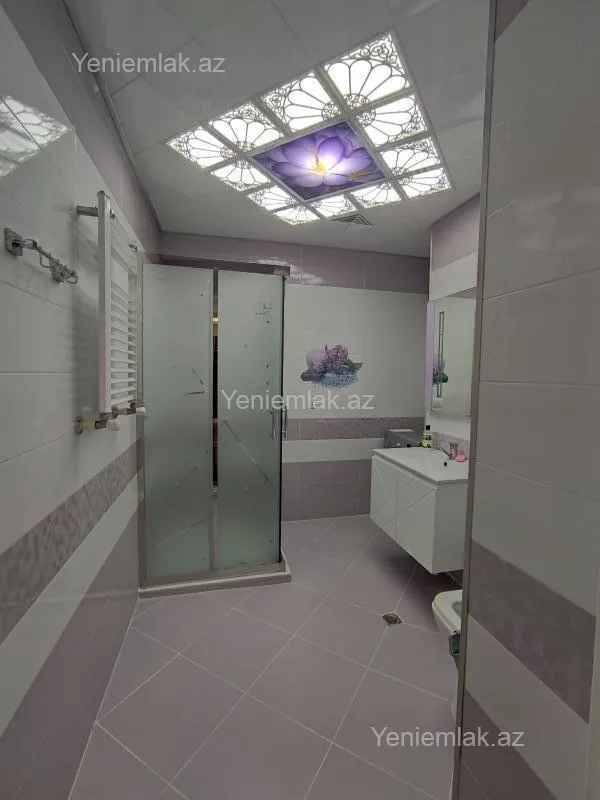 Satılır 3 otaqlı yeni tikili 86 m²