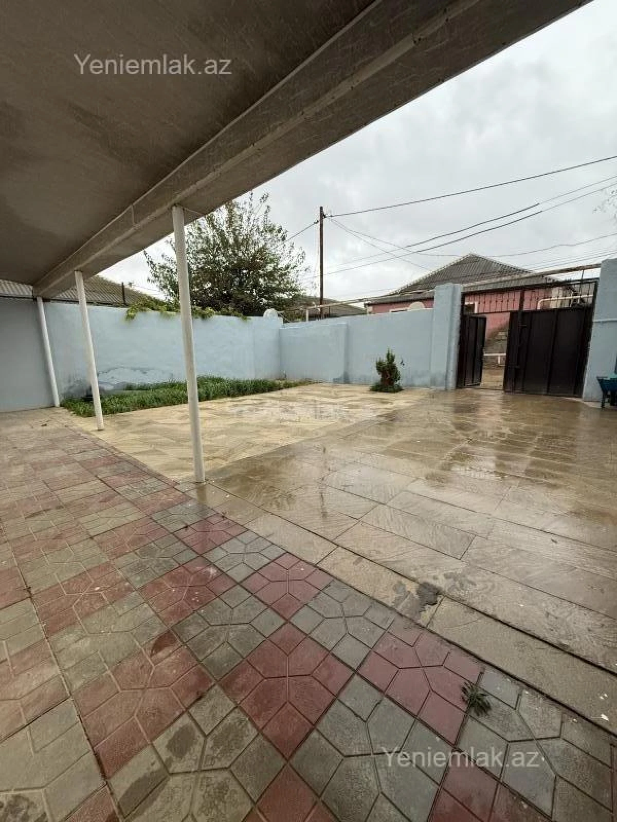 Satılır 4 otaqlı həyət evi 100 m²