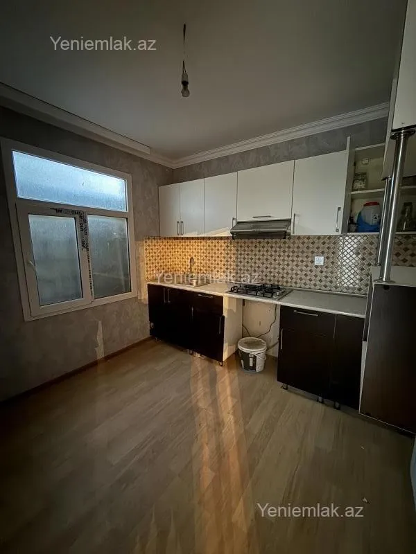 Satılır 4 otaqlı həyət evi 100 m²