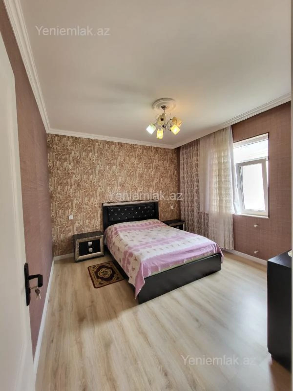 Satılır 5 otaqlı həyət evi 130 m²