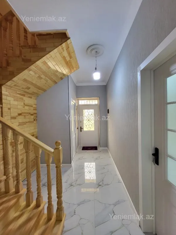 Satılır 5 otaqlı həyət evi 130 m²