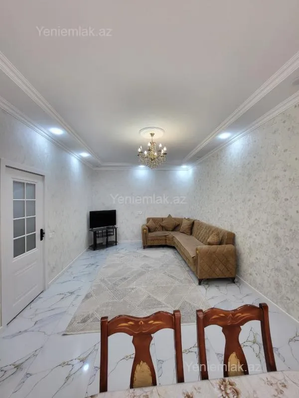 Satılır 5 otaqlı həyət evi 130 m²