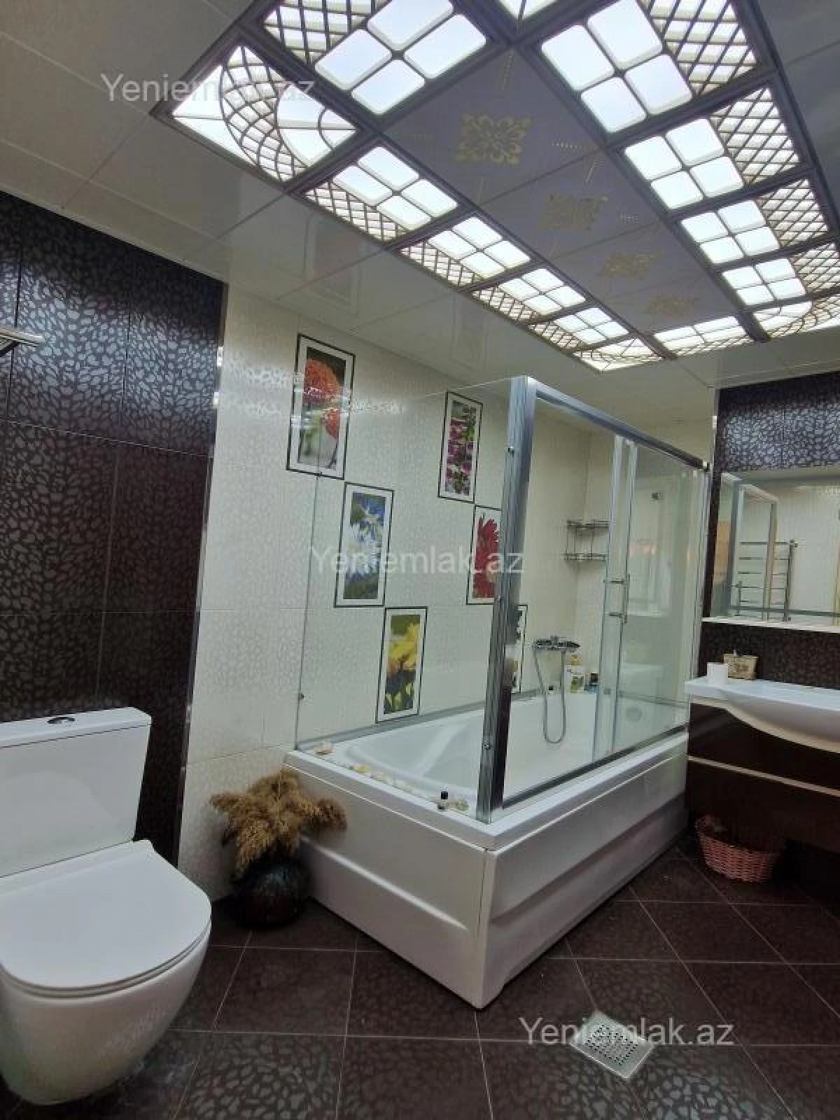 Satılır 4 otaqlı yeni tikili 154 m²