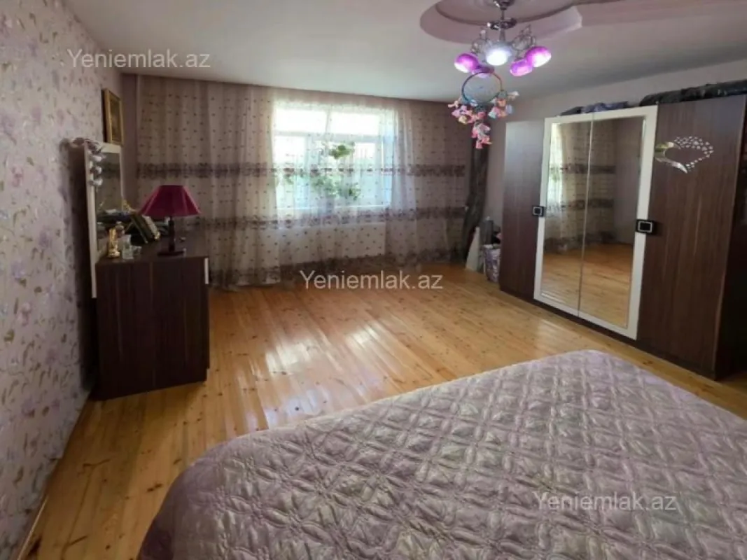 Satılır 4 otaqlı həyət evi 120 m²