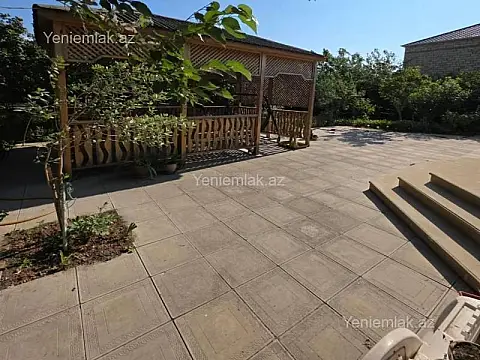Satılır 4 otaqlı həyət evi 120 m²