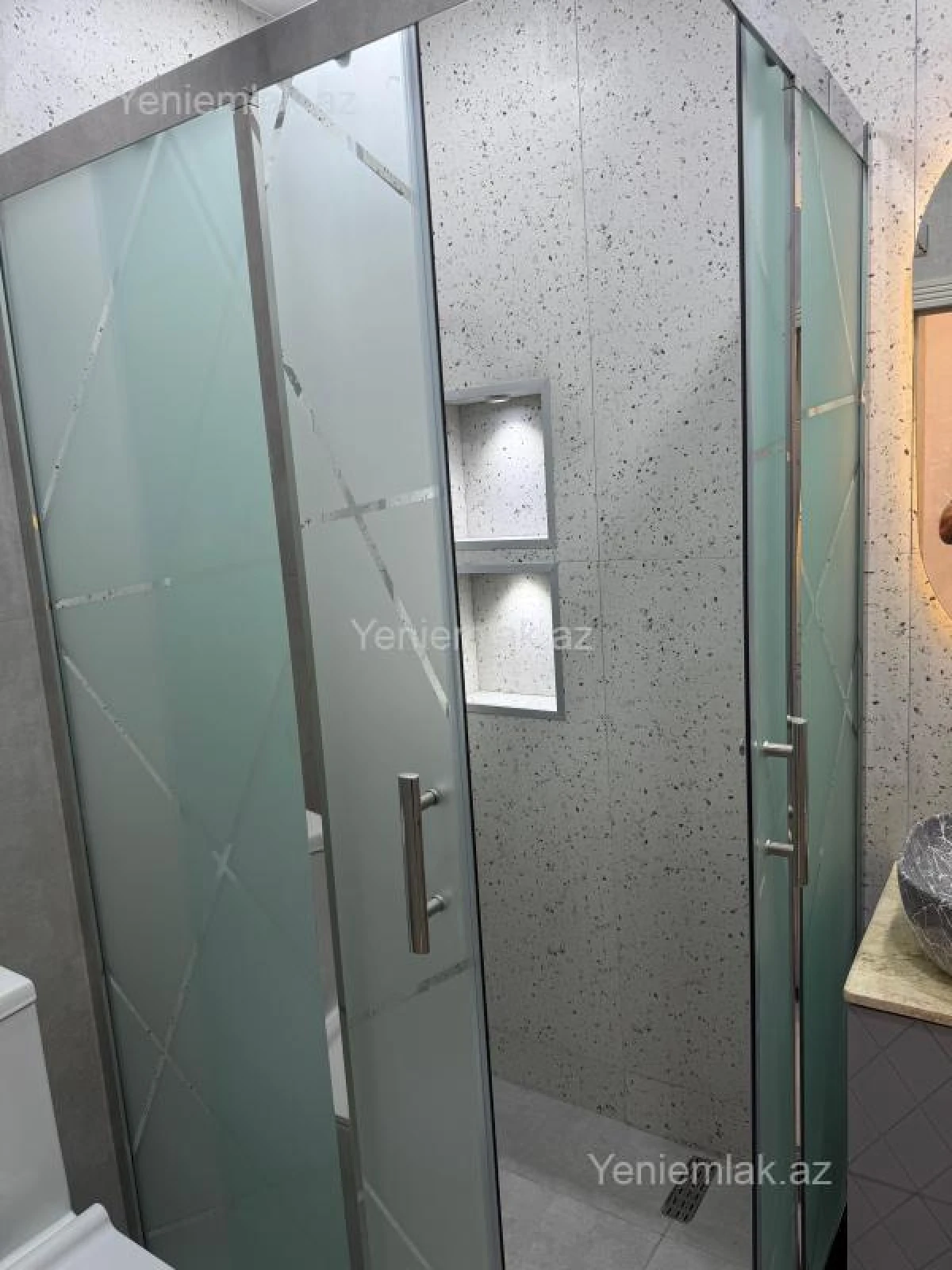 Satılır 1 otaqlı yeni tikili 37 m²