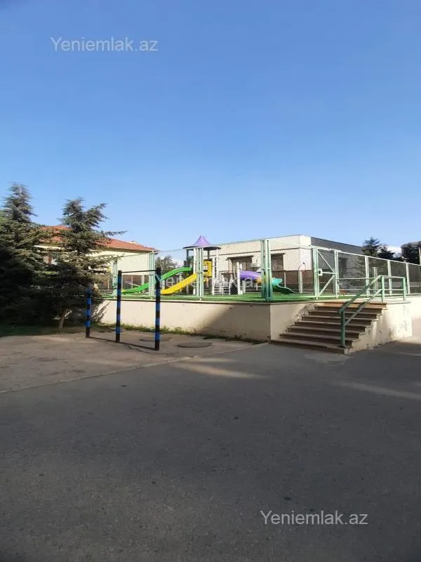 Satılır 3 otaqlı yeni tikili 100 m²