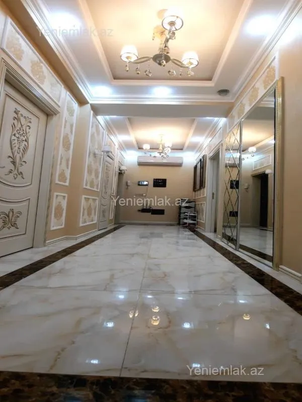 Satılır 3 otaqlı yeni tikili 100 m²