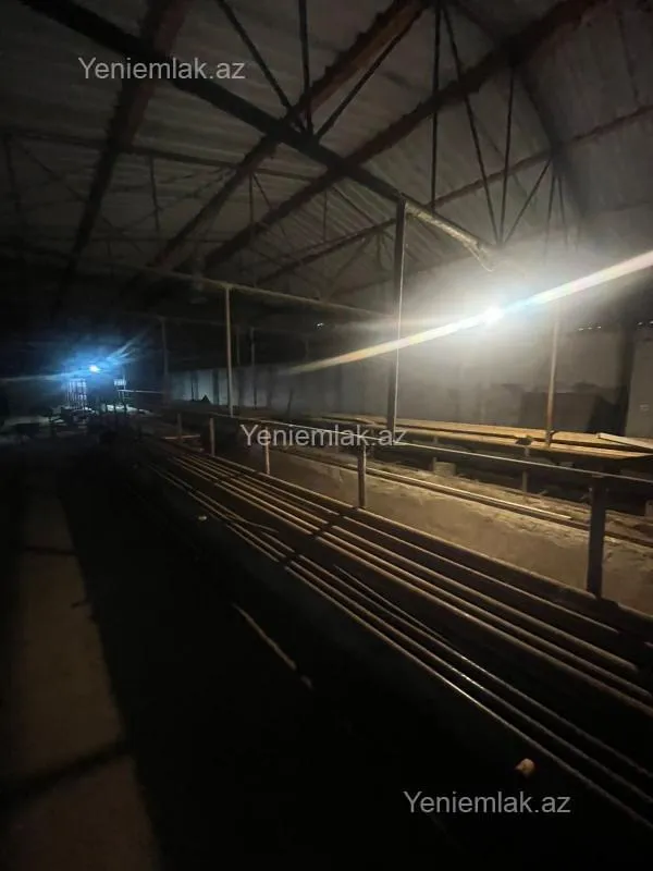 Satılır 6 otaqlı obyekt 8000 m²