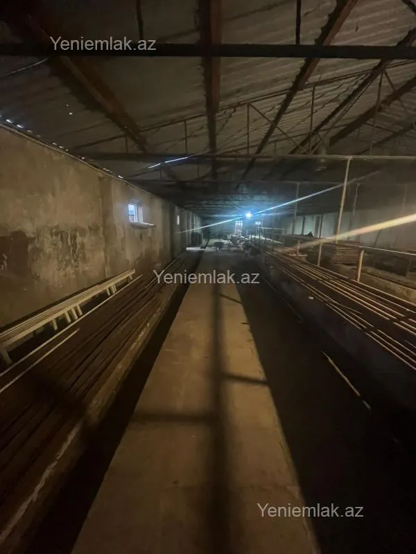 Satılır 6 otaqlı obyekt 8000 m²