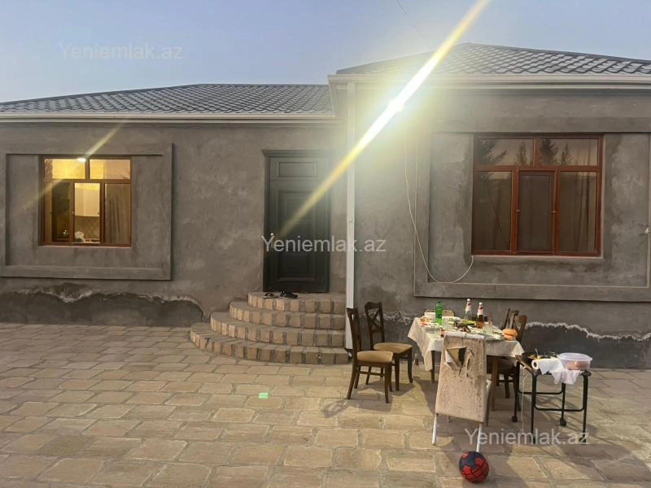 Satılır 6 otaqlı obyekt 8000 m²