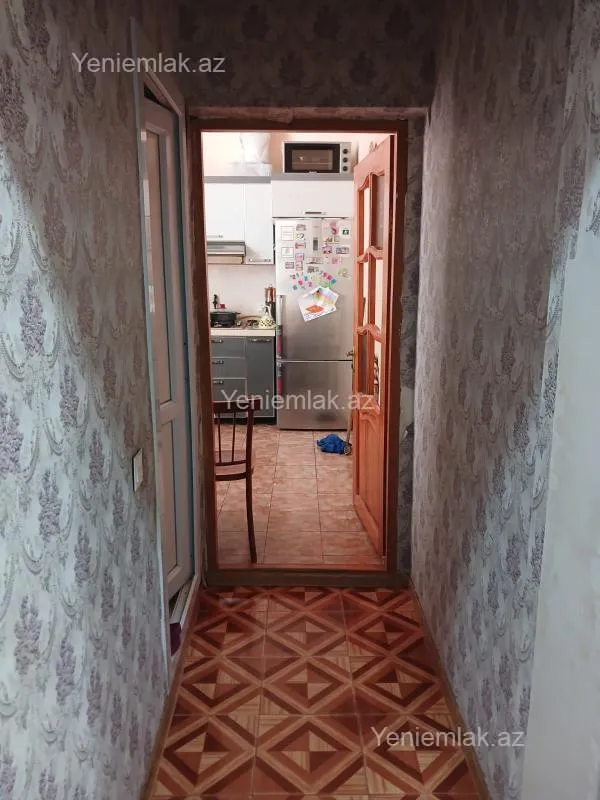 Satılır 2 otaqlı köhnə tikili 55 m²