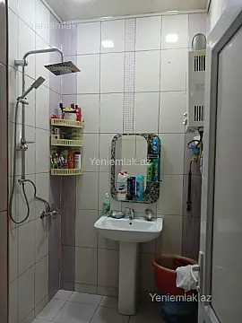 Satılır 2 otaqlı köhnə tikili 55 m²