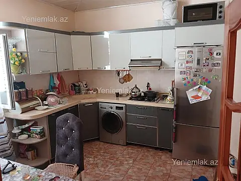 Satılır 2 otaqlı köhnə tikili 55 m²