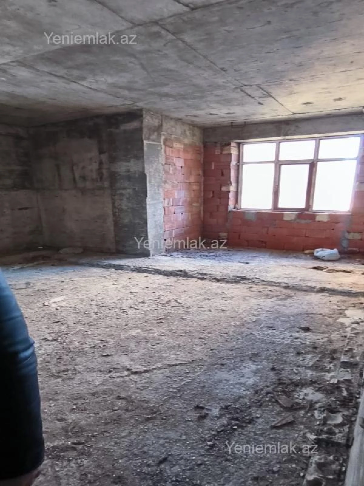 Satılır 4 otaqlı yeni tikili 150 m²