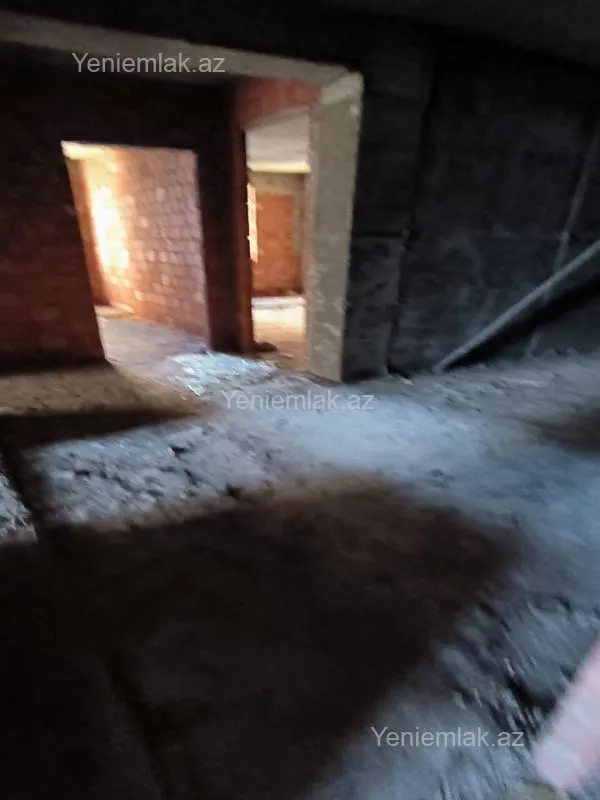 Satılır 4 otaqlı yeni tikili 150 m²