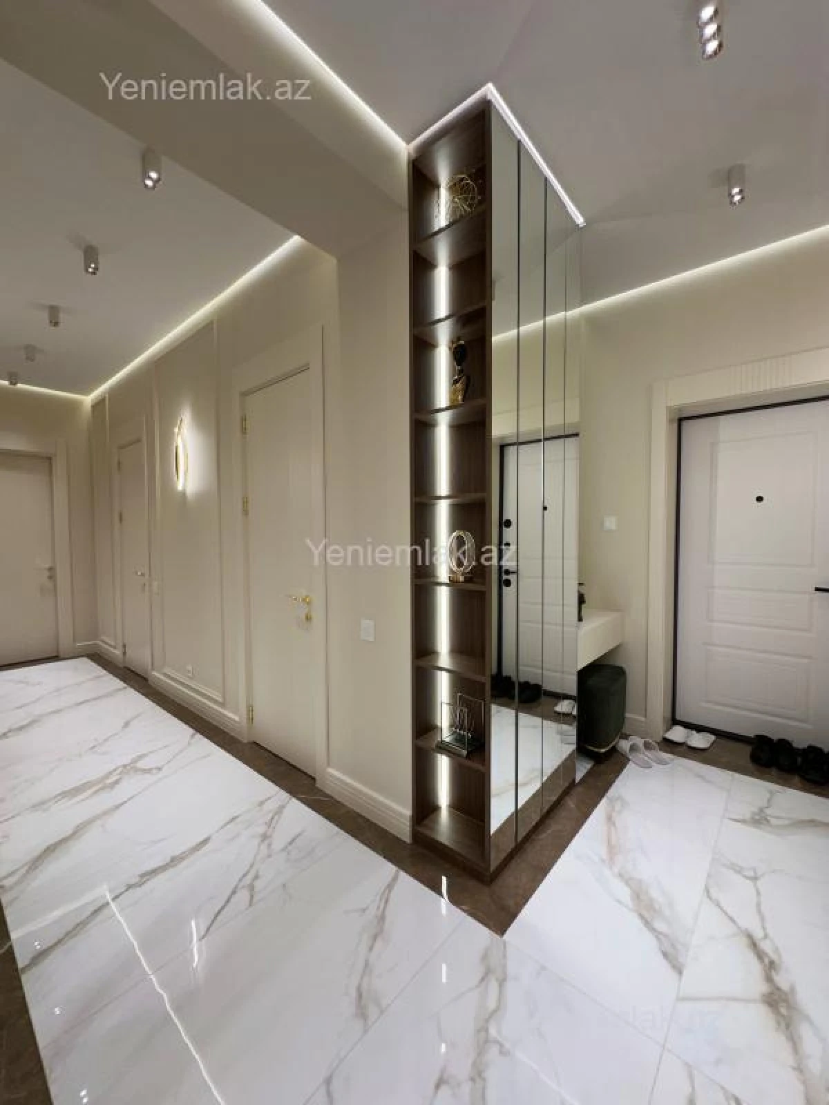 Satılır 3 otaqlı yeni tikili 85 m²