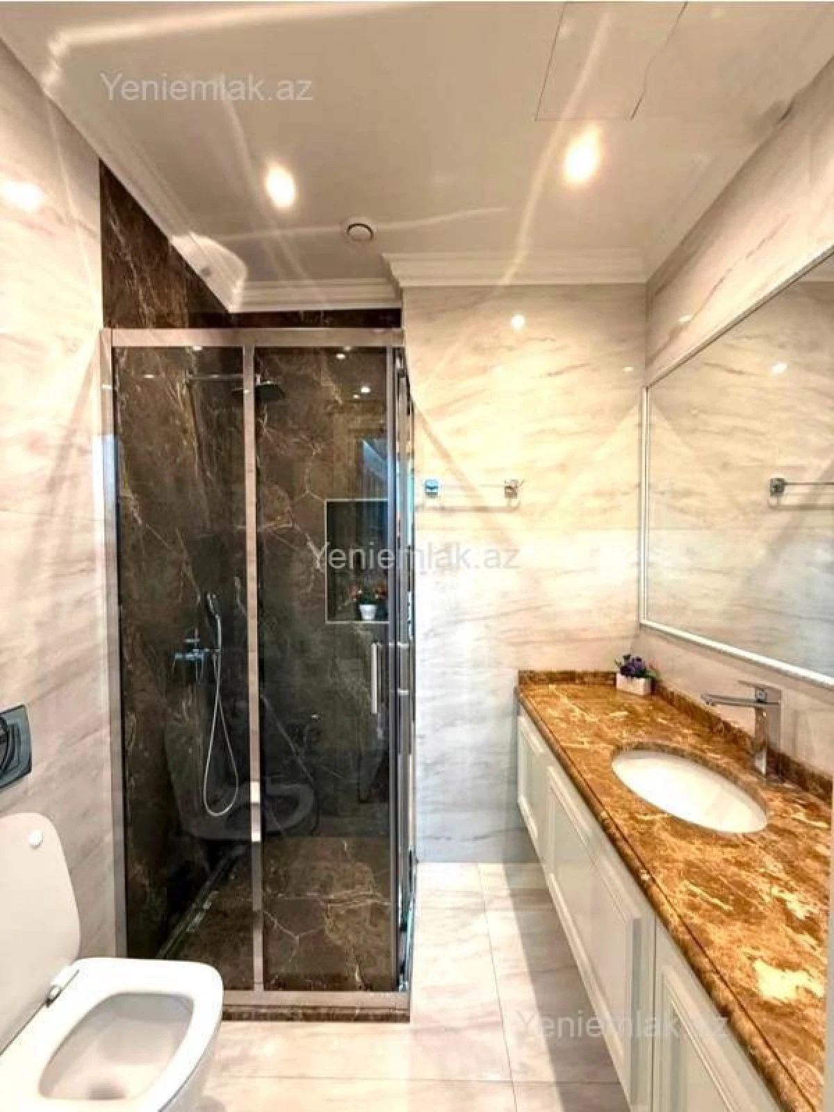 Satılır 2 otaqlı yeni tikili 74 m²