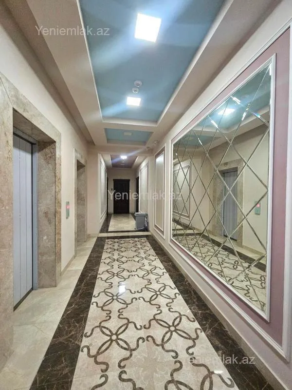 Satılır 2 otaqlı yeni tikili 74 m²
