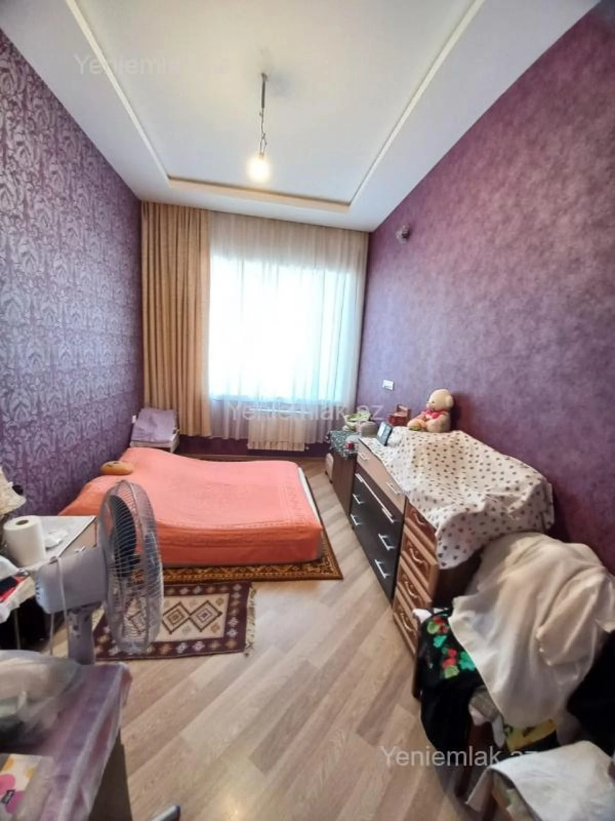 Satılır 4 otaqlı köhnə tikili 120 m²