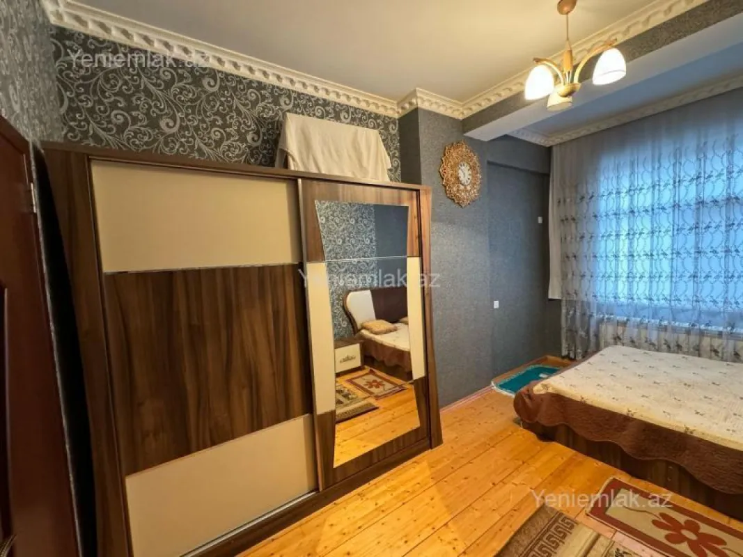 Satılır 2 otaqlı yeni tikili 75 m²