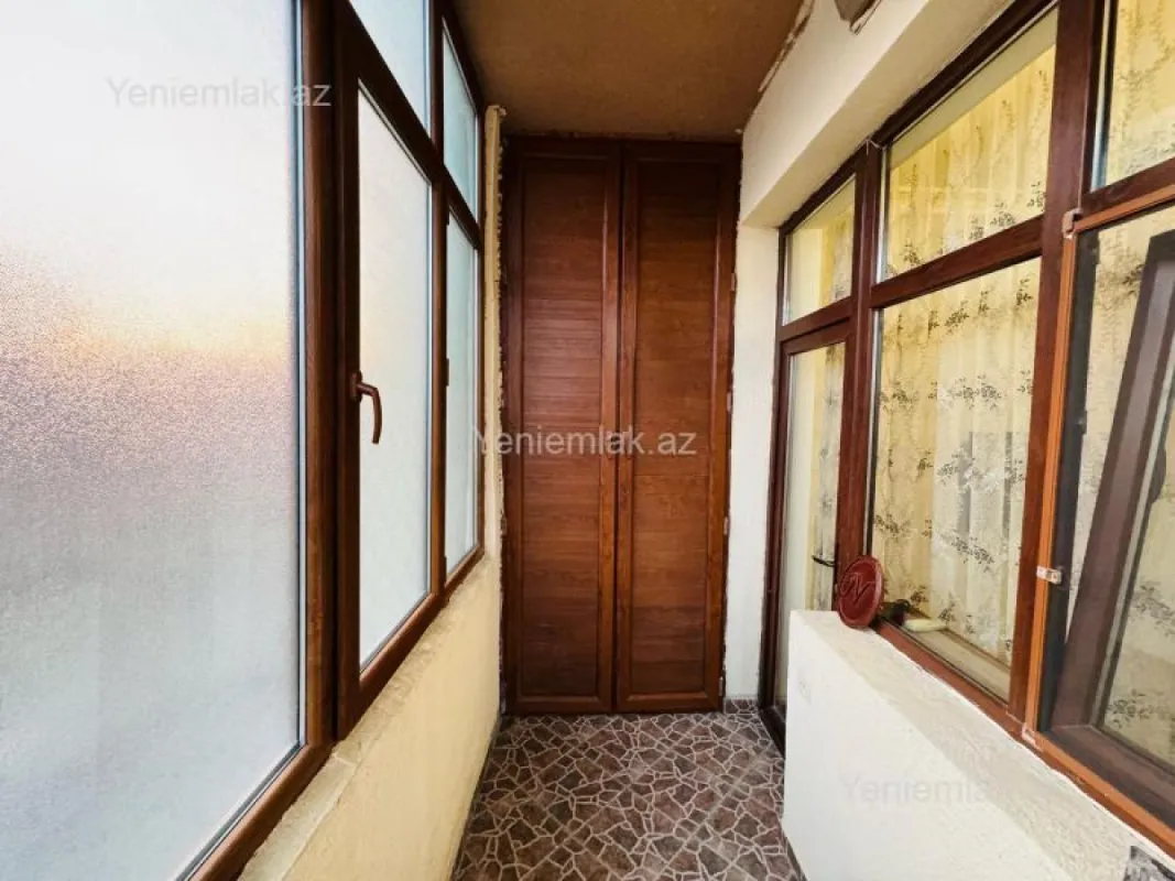 Satılır 2 otaqlı yeni tikili 75 m²