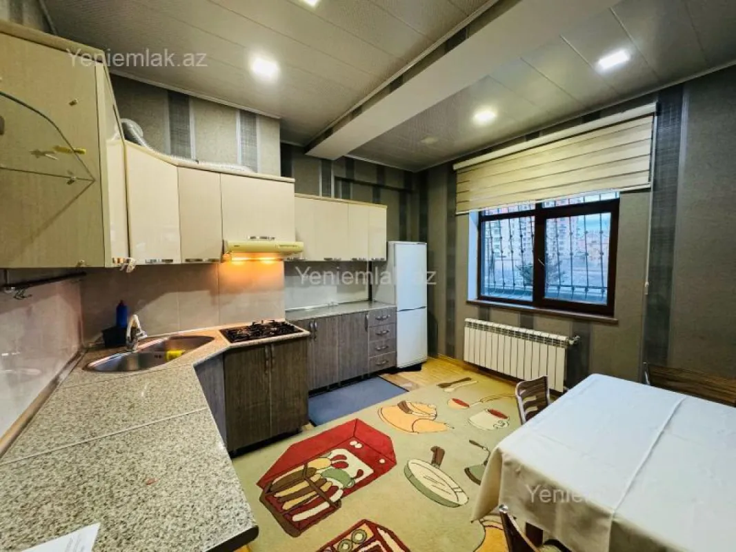 Satılır 2 otaqlı yeni tikili 75 m²