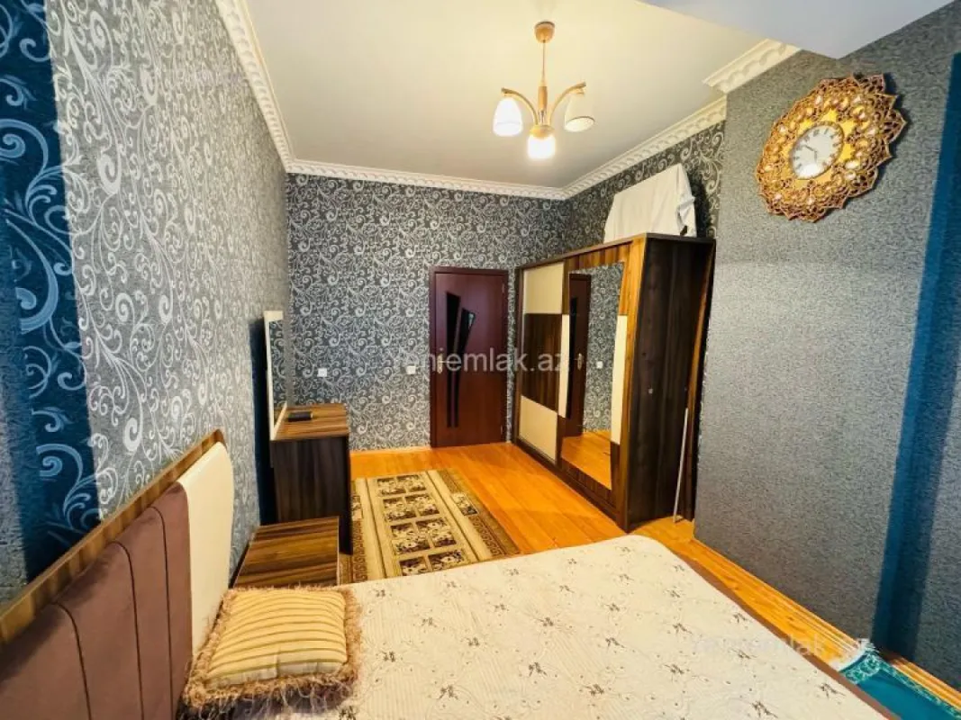 Satılır 2 otaqlı yeni tikili 75 m²