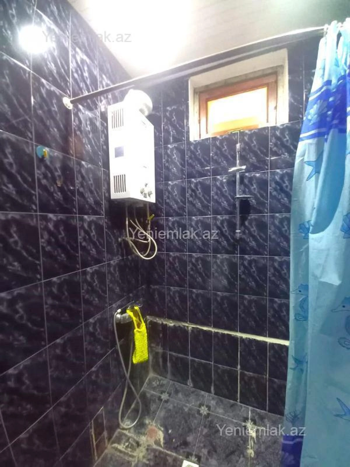Satılır 3 otaqlı köhnə tikili 80 m²