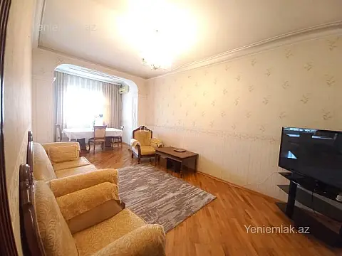Satılır 3 otaqlı köhnə tikili 80 m² — Bakı, Xətai 3 otaq 80.00 m²