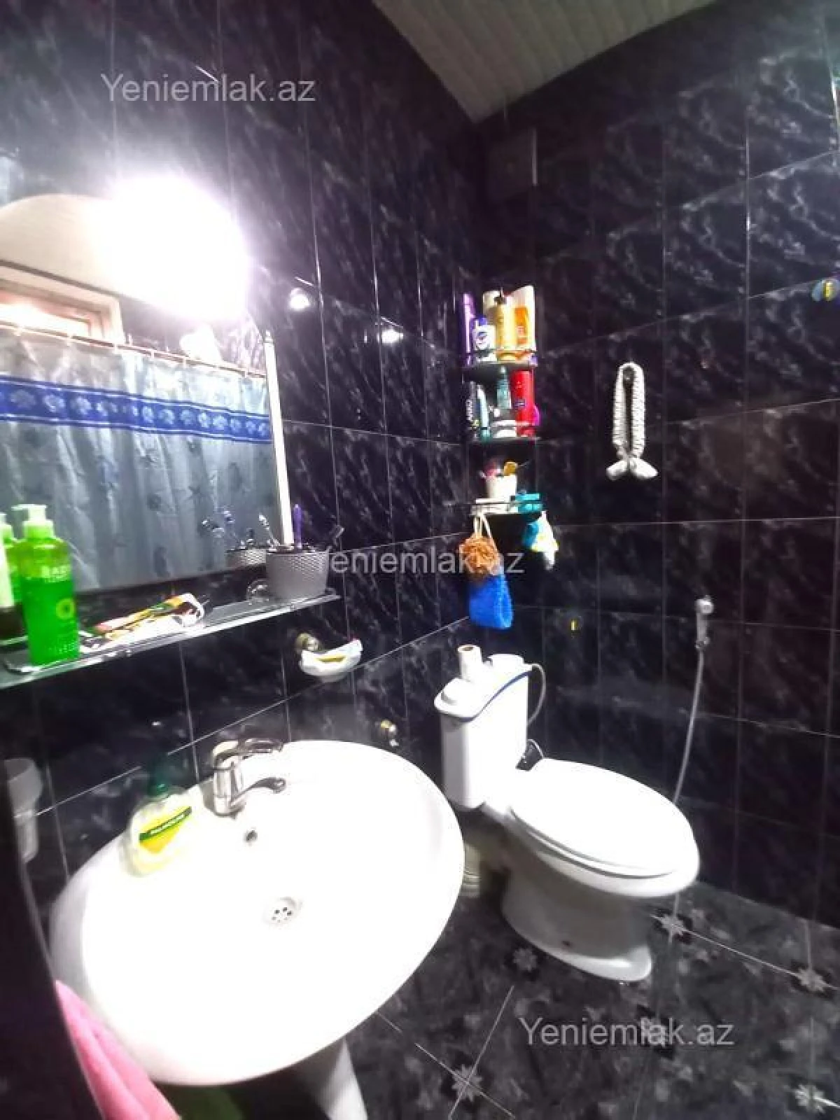 Satılır 3 otaqlı köhnə tikili 80 m²