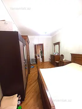 Satılır 3 otaqlı köhnə tikili 80 m²