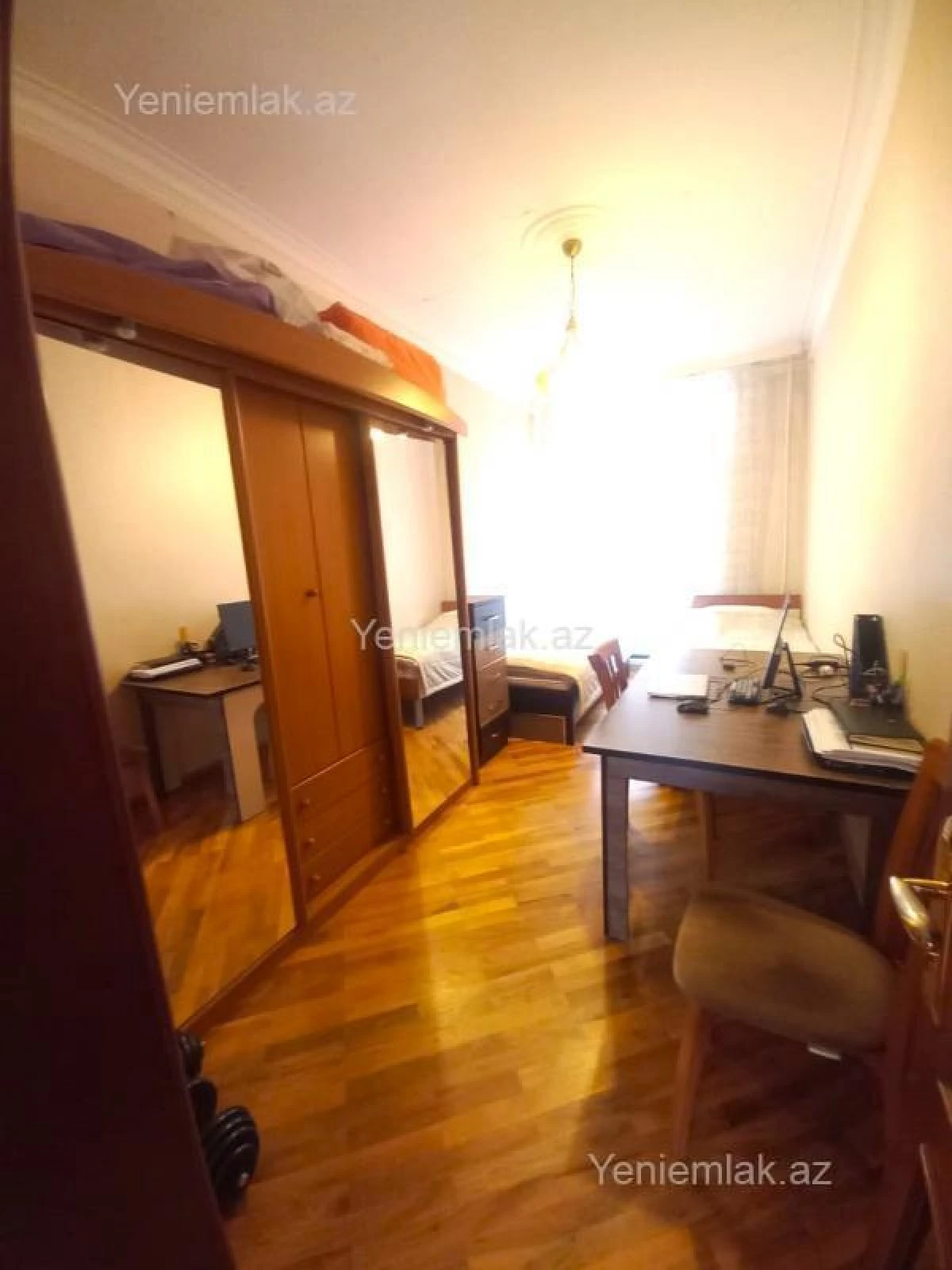 Satılır 3 otaqlı köhnə tikili 80 m²