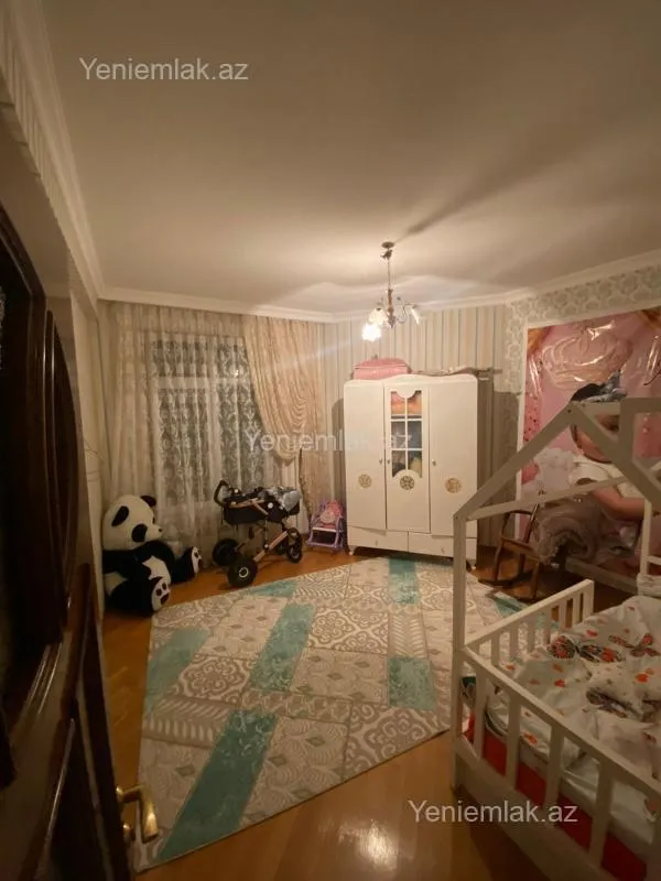 Satılır 3 otaqlı yeni tikili 138 m²