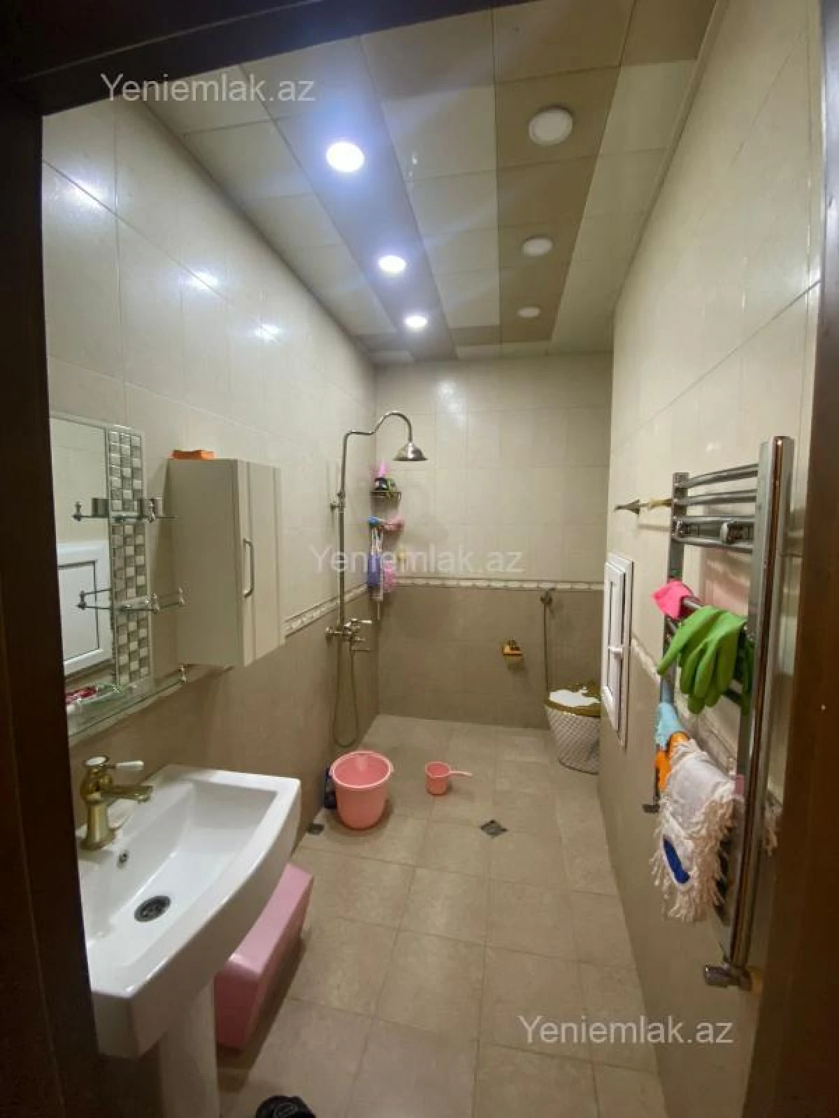 Satılır 3 otaqlı yeni tikili 138 m²