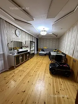 Satılır 5 otaqlı həyət evi 200 m²