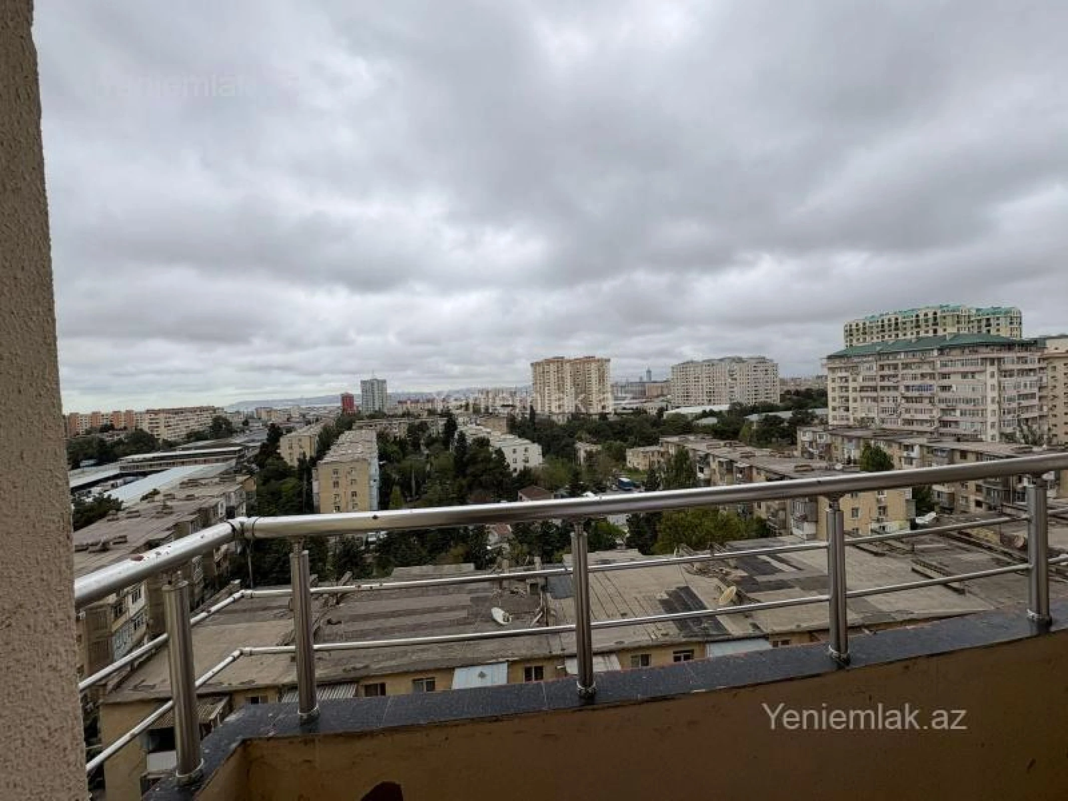 Satılır 3 otaqlı yeni tikili 90 m²