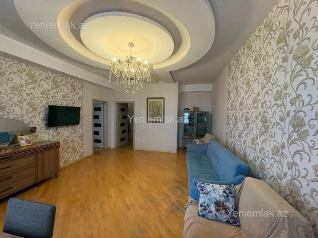 Satılır 3 otaqlı yeni tikili 90 m²