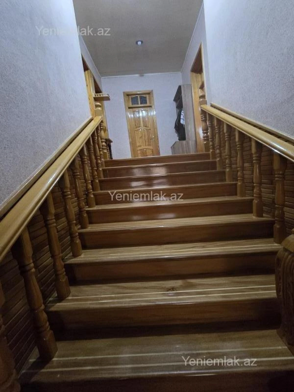 Satılır 4 otaqlı həyət evi 160 m²