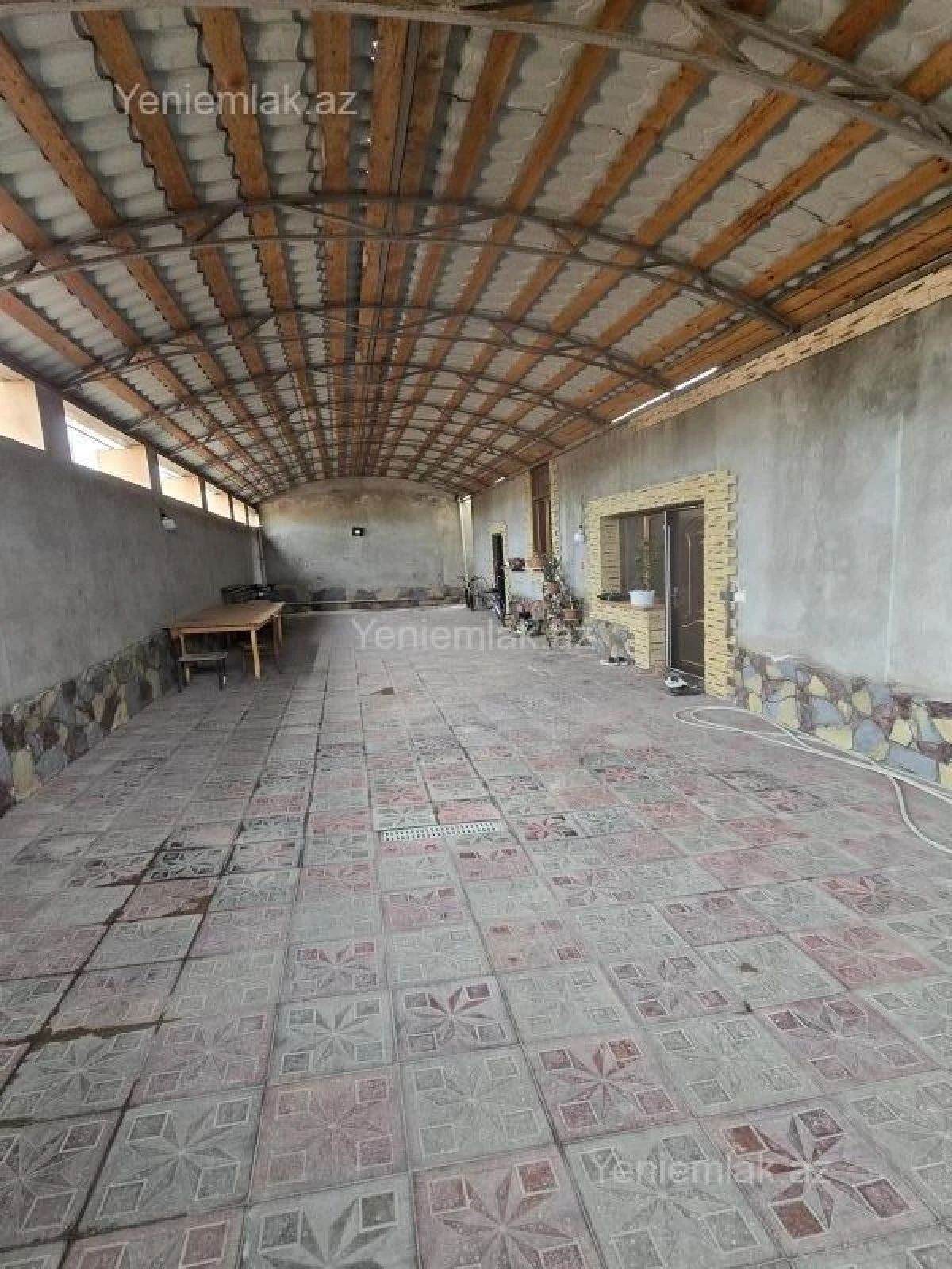 Satılır 4 otaqlı həyət evi 160 m²