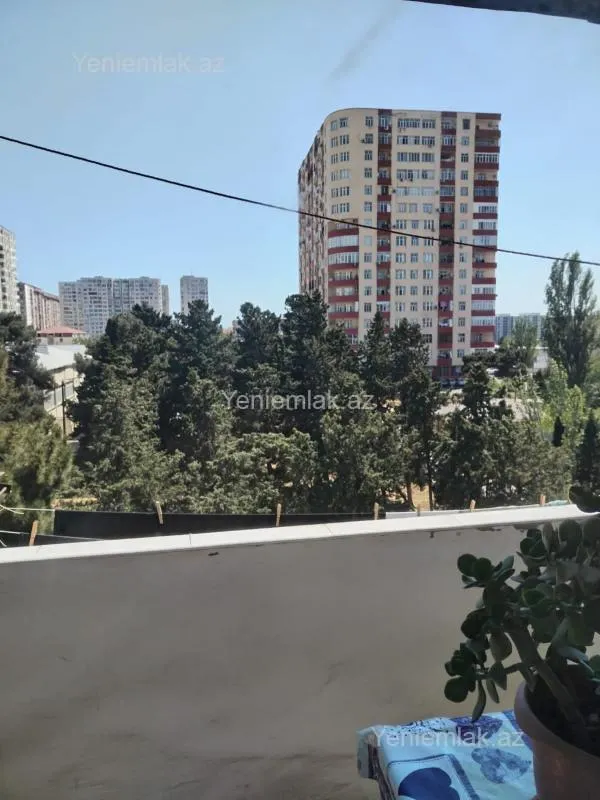 Satılır 2 otaqlı yeni tikili 60 m²