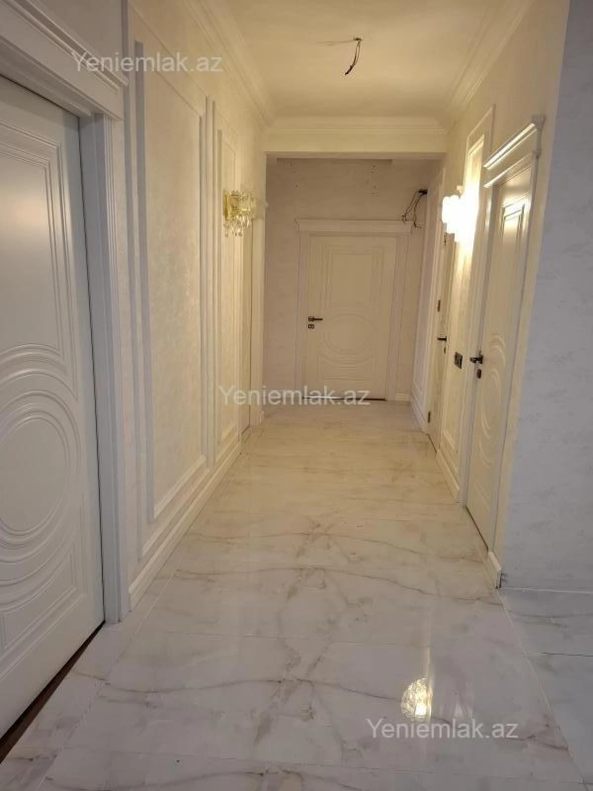 Satılır 4 otaqlı yeni tikili 156 m²
