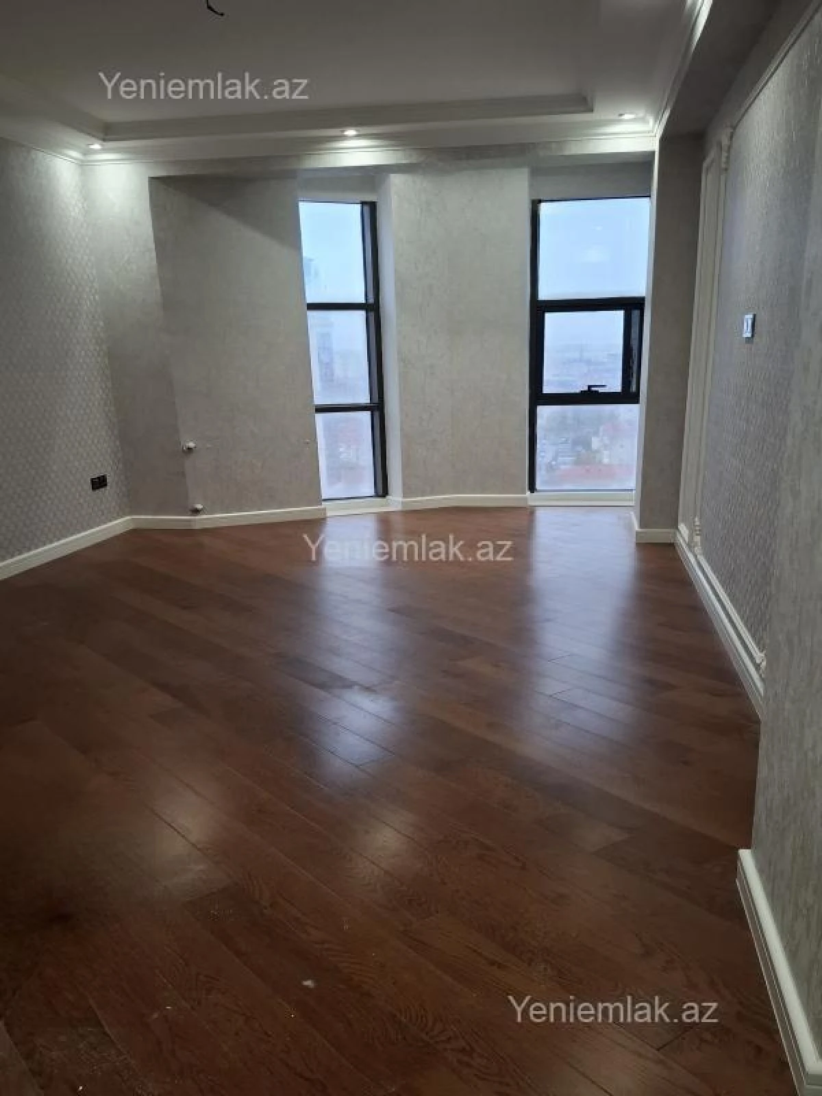 Satılır 4 otaqlı yeni tikili 156 m²