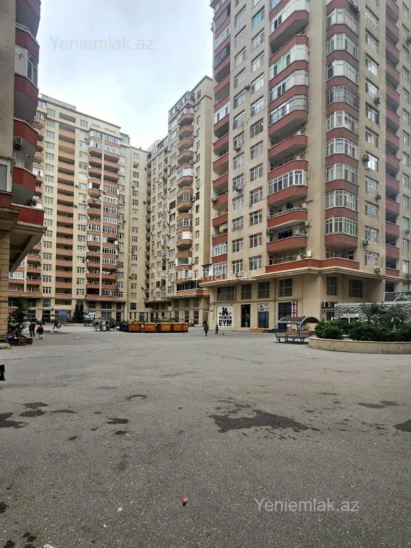 Satılır 3 otaqlı yeni tikili 143 m²