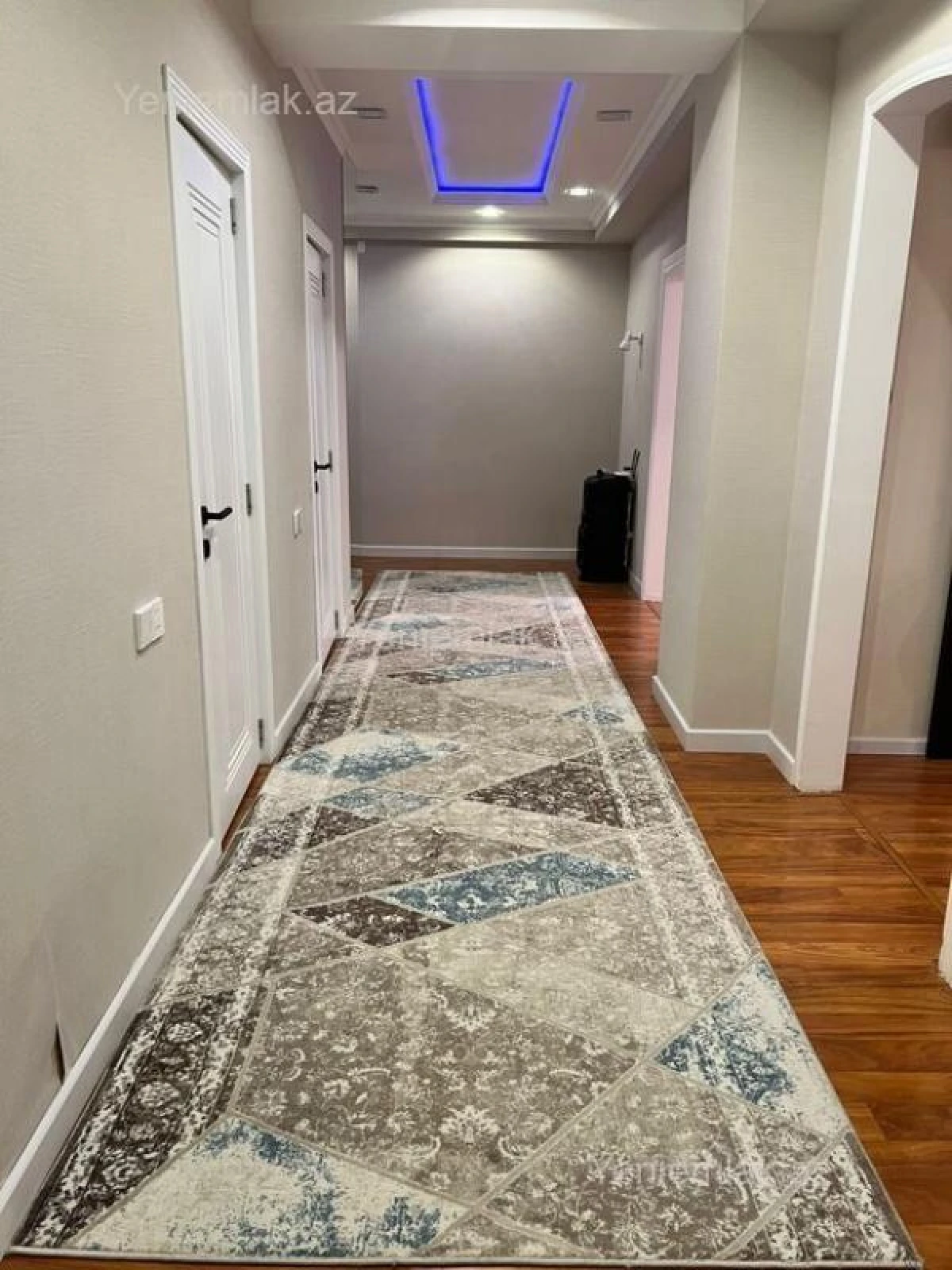 Satılır 3 otaqlı yeni tikili 143 m²