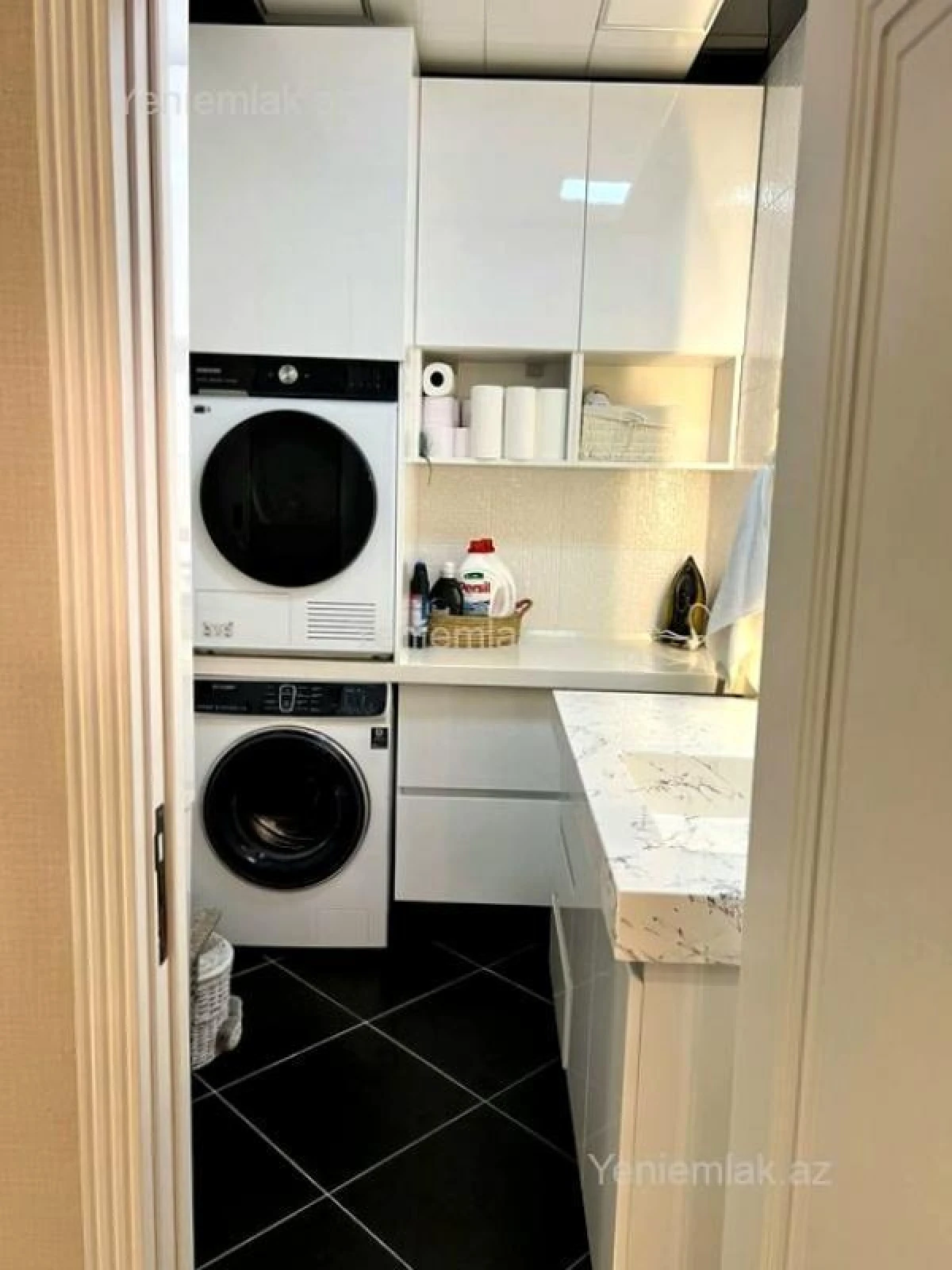 Satılır 3 otaqlı yeni tikili 143 m²