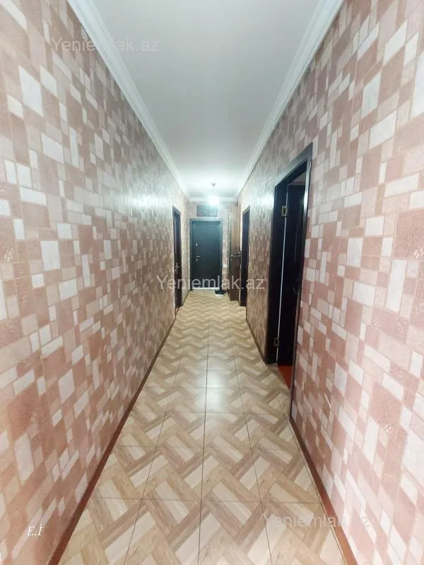 Satılır 5 otaqlı köhnə tikili 105 m²