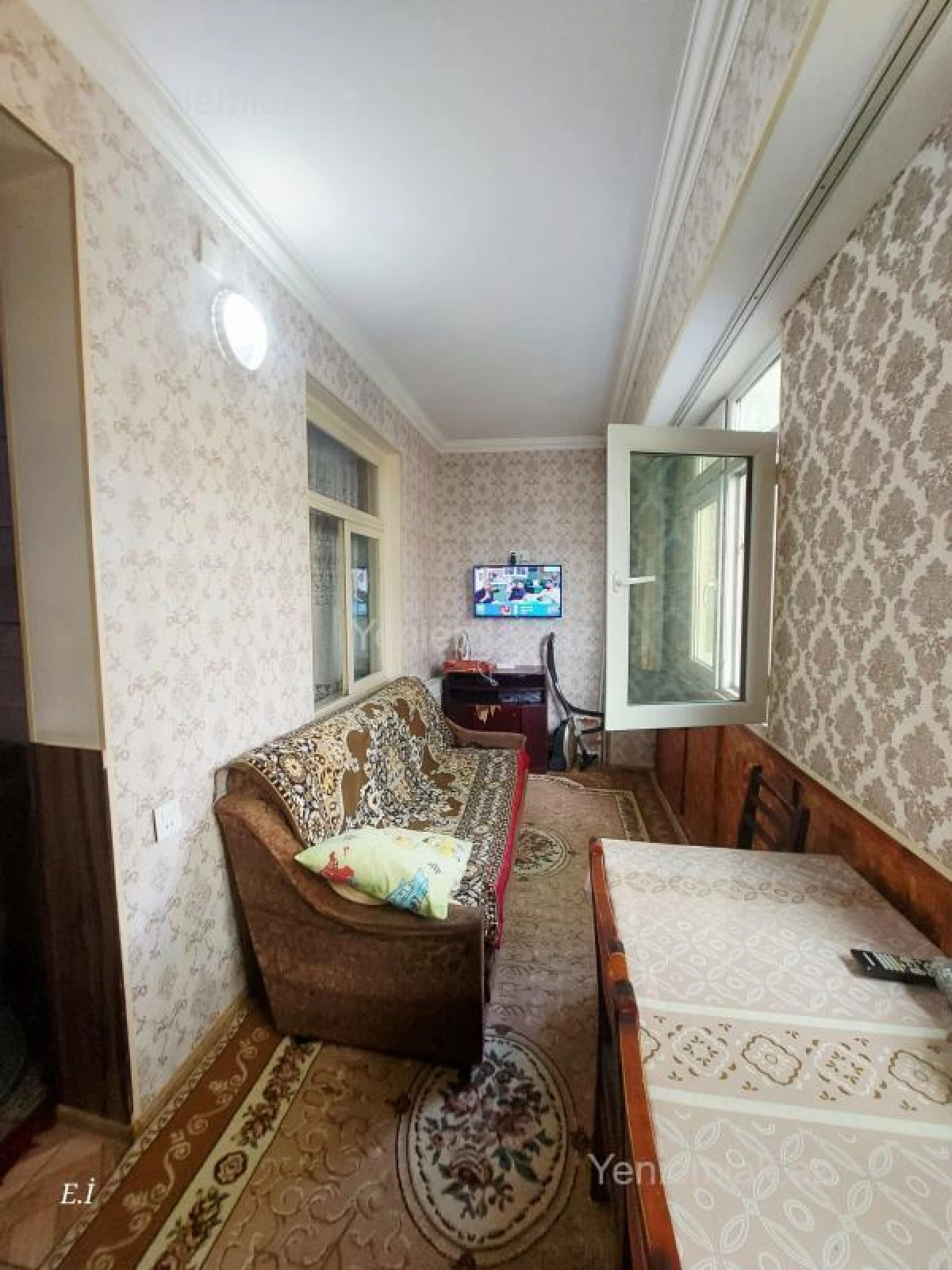 Satılır 5 otaqlı köhnə tikili 105 m²